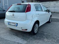 Usata Fiat Punto Easy 77 CV (56 kW) 2016 Bianco Utilitaria