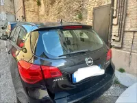 Usata Opel Astra 131 CV (96 kW) 2012 Nero Station wagon