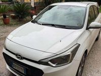 Usata Hyundai i20 90 CV (66 kW) 2016 Bianco Utilitaria