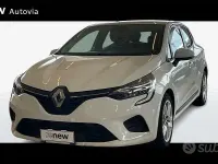 Begagnad Renault Clio V Zen 100 HK (73 kW) 2022 Sedan