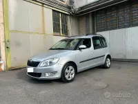 Usata Skoda Roomster Comfort 105 CV (77 kW) 2011 Grigio Monovolume