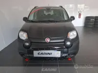 Usata Fiat Panda Cross Cross 70 CV (51 kW) 2024 Nero Utilitaria