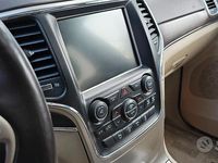 Usata Jeep Grand Cherokee Overland 250 CV (183 kW) 2015 Bianco SUV