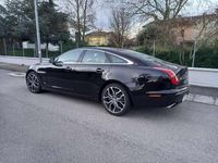 Usata Jaguar XJ Premium Luxury 275 CV (202 kW) 2010 Nero Berlina