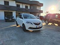 Usata Lancia Ypsilon Gold 69 CV (50 kW) 2022 Other Utilitaria