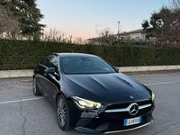 Usata Mercedes CLA200 Shooting Brake 150 CV (110 kW) 2020 Nero Station wagon