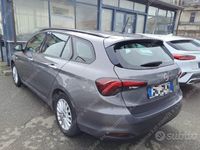 Usata Fiat Tipo Business 131 CV (96 kW) 2021 Grigio scuro Station wagon