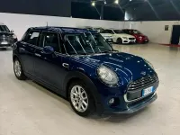 Usata Mini ONE 95 CV (69 kW) 2016 Bluazzurro Utilitaria