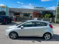 Usata Ford Fiesta Titanium 60 CV (44 kW) 2012 Grigio Berlina
