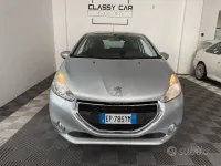 Usata Peugeot 208 Allure 82 CV (60 kW) 2013 Grigio Utilitaria