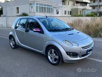Usata Smart ForFour Passion 95 CV (69 kW) 2006 Grigio Utilitaria
