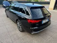 Begagnad Audi A4 Advanced 163 HK (119 kW) 2022 Svart Kombi