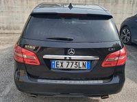 Usata Mercedes B180 110 CV (80 kW) 2012 Nero Monovolume