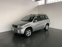 Usata Toyota RAV4 150 CV (110 kW) 2001 Argento SUV