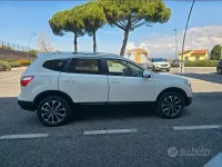 Usata Nissan Qashqai +2 150 CV (110 kW) 2012 Bianco SUV