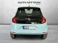 Usata Renault Twingo Equilibre 30 kW (42 CV) 2022 Blu Utilitaria