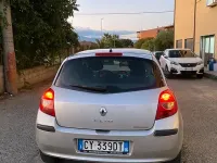 Usata Renault Clio 78 CV (57 kW) 2005 Grigio Utilitaria