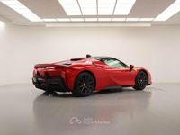 Usata Ferrari SF90 780 CV (573 kW) 2022 Rosso Coupé