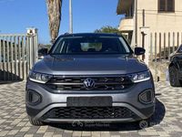 Usata VW T-Roc Life 116 CV (85 kW) 2023 Nero SUV