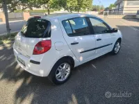 Usata Renault Clio II 111 CV (81 kW) 2006 Bianco Berlina