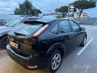 Usata Ford Focus Titanium 109 CV (80 kW) 2011 Nero Berlina