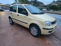 Usata Fiat Panda Climbing 69 CV (50 kW) 2012 Giallo Utilitaria