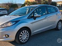 Usata Ford Fiesta 2010 Grigio Utilitaria