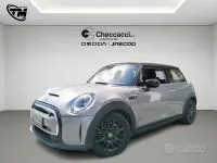 Usata Mini Cooper SE Classic 75 kW (102 CV) 2022 Grigio Utilitaria