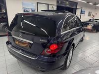 Usata Mercedes R320 Premium 227 CV (166 kW) 2008 Blu Monovolume