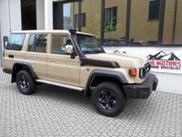 Nuova Toyota Land Cruiser 230 CV (169 kW) 2026 Beige SUV