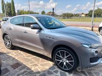 Usata Maserati Levante 250 CV (183 kW) 2017 Grigio SUV