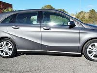 Usata Mercedes B180 Premium 109 CV (80 kW) 2016 Grigio Monovolume