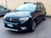 Usata Dacia Sandero Stepway 90 CV (66 kW) 2018 Nero Berlina