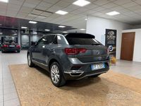 Usata VW T-Roc Advance 150 CV (110 kW) 2018 Grigio SUV