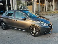 Usata Peugeot 208 Allure 75 CV (55 kW) 2017 Grigio Utilitaria