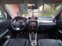 Second-hand Suzuki Vitara 140 CP (102 kW) 2016 Roșu Berlinǎ