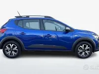 Usata Dacia Sandero Expression 101 CV (74 kW) 2023 Blu Berlina