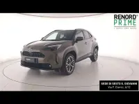 Usata Toyota Yaris Cross Lounge 116 CV (85 kW) 2023 Verde scuro SUV