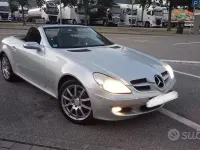 Nuova Mercedes SLK200 184 CV (135 kW) 2026 Grigio Cabrio