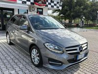 Usata Mercedes B200 Business 136 CV (100 kW) 2015 Grigio Monovolume