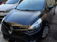 Usata Renault Clio IV Authentique 75 CV (55 kW) 2017 Nero Berlina