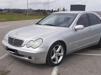 Usata Mercedes C180 Elegance 129 CV (94 kW) 2002 Argento Berlina