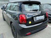 Usata Mini Cooper SE Classic 75 kW (102 CV) 2023 Nero Utilitaria
