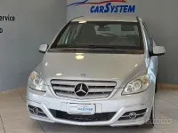 Usata Mercedes B200 140 CV (102 kW) 2009 Grigio Monovolume