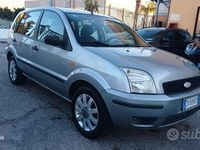 Usata Ford Fusion Collection 68 CV (50 kW) 2005 Grigio Utilitaria