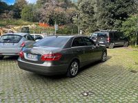 Usata Mercedes E220 170 CV (125 kW) 2009 Marrone Berlina