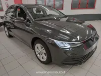 Usata VW Golf VIII Life 110 CV (80 kW) 2022 Grigio Berlina