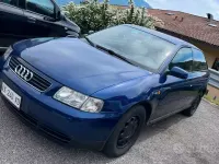 Usata Audi A3 125 CV (91 kW) 1998 Blu Utilitaria