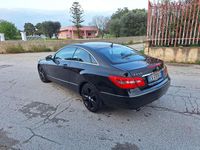 Usata Mercedes E250 Avantgarde 204 CV (150 kW) 2010 Nero Coupé