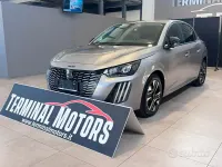 Usata Peugeot 208 Allure 101 CV (74 kW) 2024 Grigio Utilitaria